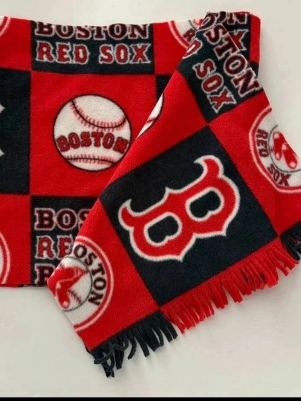 Boston Red Sox fleece scarf- NWOT.